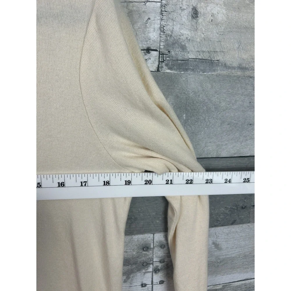 LC Lauren Conrad Women's Medium Light Long Sleeve Cream Sweater